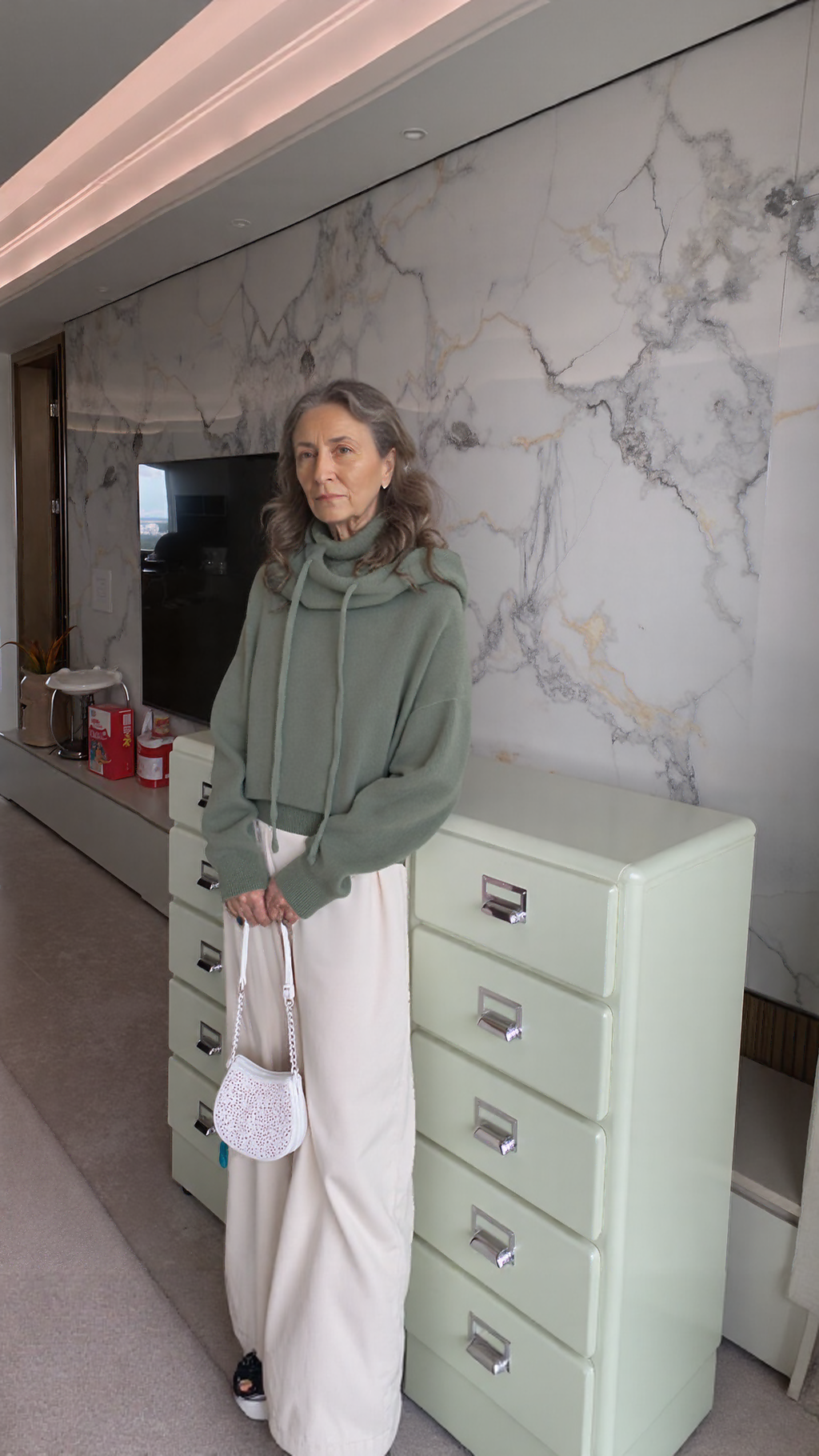 Madara - 100% Kašmira Džemperis ar Kapuci